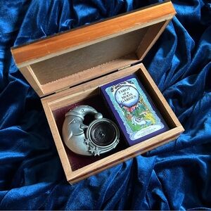 VNT Crown Jewel Schim Schimmel Box, Tarot Moon Deck & Hefty Pewter Candle Holder
